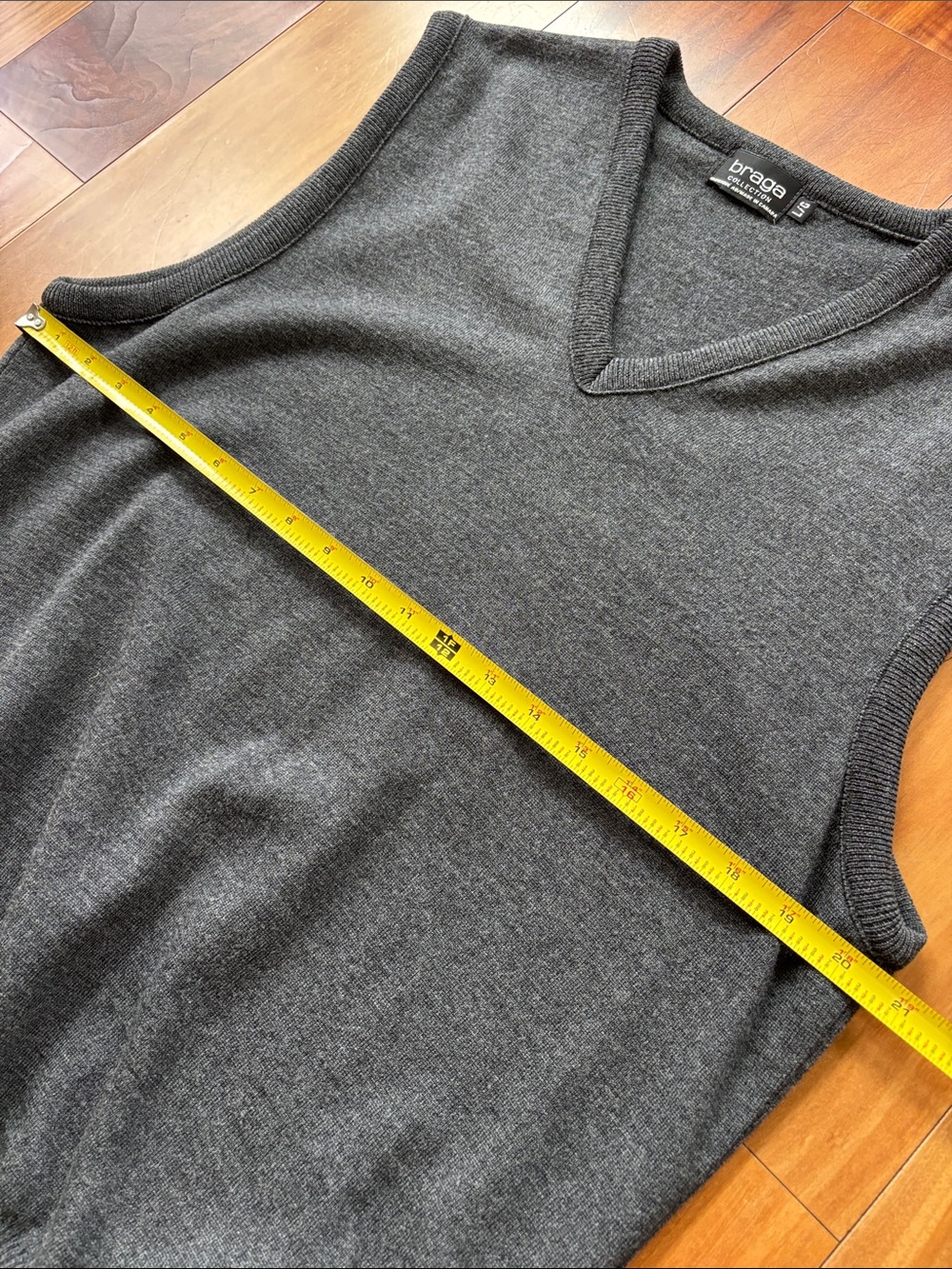 Merino wool sweater vest - Picture 4 of 6